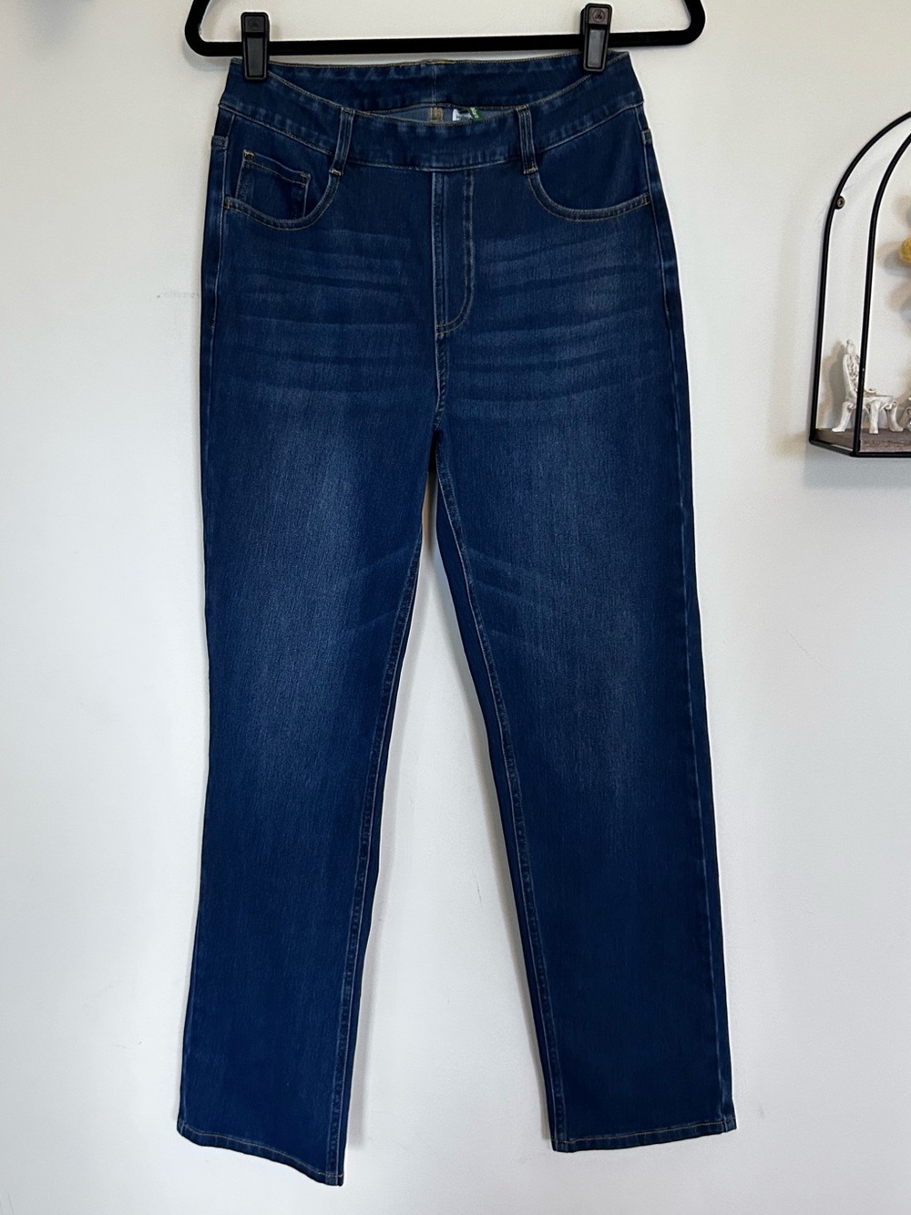 Halara High Rise Straight Leg Elastic Waist Jeans Size Medium